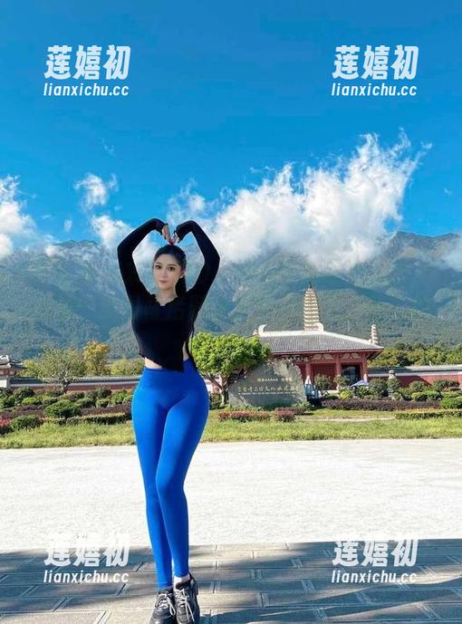 120斤的小王同学 微密圈 - 来自120斤的小王同学的连衣裙私拍:美图背后藏着多少“裙下之乱”的人生哲学?