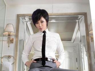 AISS爱丝(钻石版) - 陈雅漫的袜质感图库，偏偏让我对袜子产生好奇。