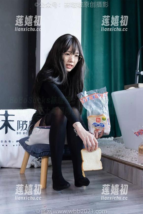 BoBoSocks袜啵啵-芝士 BoBoSocks袜啵啵 - 随便一张都是意境满满,芝士与厚肉丝的美图太难选!