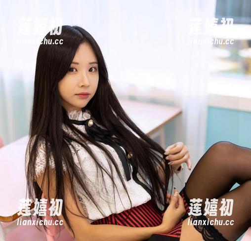 Habin夏彬(하빈)的JK，快来下载个网盘“快乐补给”包，里面藏着她的颜值秘籍哦！