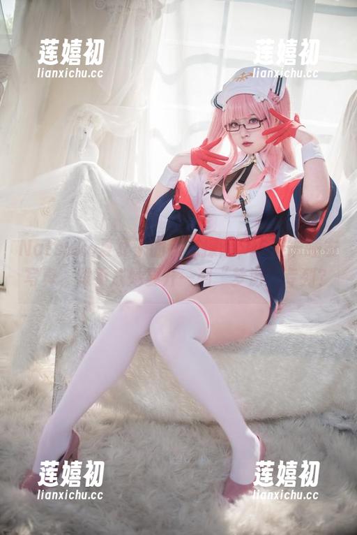 Natsuko夏夏子 Natsuko夏夏子的铁道探险,卡芙卡睡衣写真,难不成她要开一列“梦游”专列?
