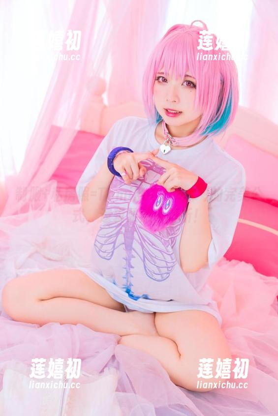 制服+私房照=Tomiko(とみこ)的完美公式，逻辑果然不打折！