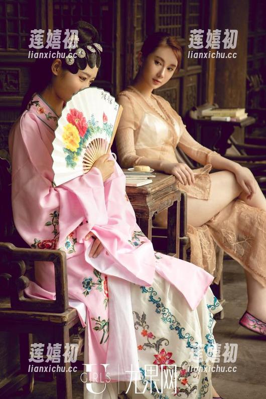 UGirls尤果网-景思晴 UGirls尤果网 - 我在想,景思晴夏日的最新写真集,要不要买一套?