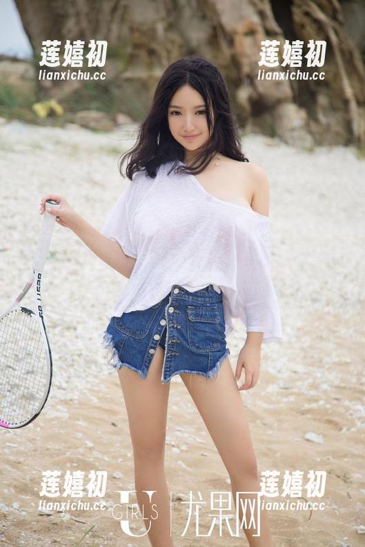 UGirls尤果网-芊小童 UGirls尤果网 - 甜心在手,套图随行,芊小童恍若化身甜品师!