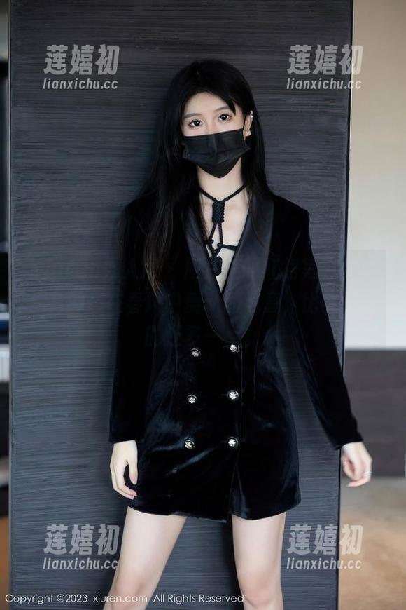 Xiuren秀人网-周井空 Xiuren秀人网 - 周井空的红裙写真,咳,有种想在春风中舞动的气息,比我想象的还多一点。