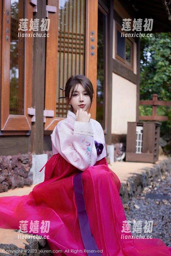 Xiuren秀人网-尤Una娜 Xiuren秀人网 - 下载尤Una娜高清少女:她的目光跨越时空!
