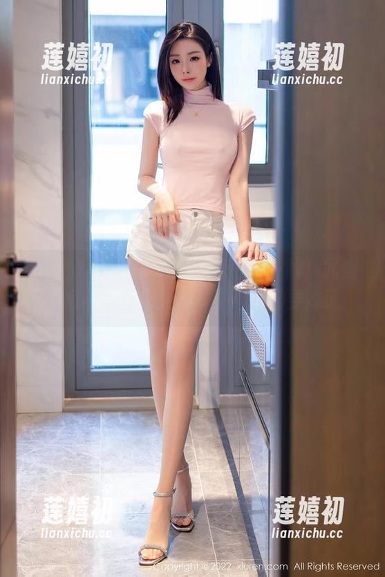 Xiuren秀人网-尤妮丝 Xiuren秀人网 - 就让我再看一眼,尤妮丝吊带写真集更新,小心心都要炸了