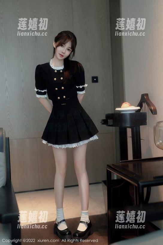 Xiuren秀人网-白白Alina Xiuren秀人网 - 聚焦!白白Alina的私房日常教室合集,别让书本限制了我们