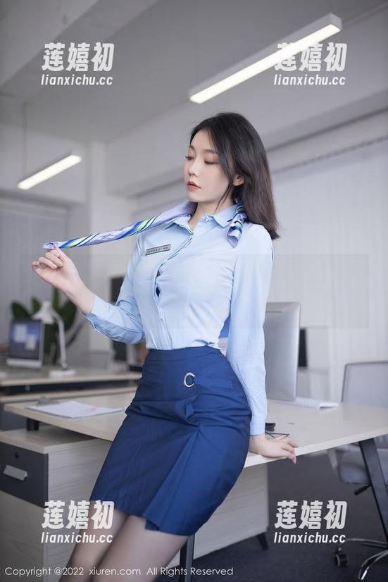 Xiuren秀人网-雨儿酱eve Xiuren秀人网 - 雨儿酱eve,厨娘路线也能有个福利转角!