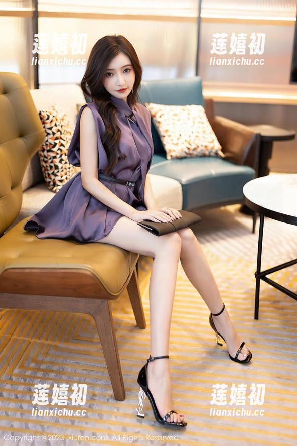Xiuren秀人网-颜浅浅Cindy Xiuren秀人网 - 颜浅浅Cindy的天使合集—在网盘里引发我的无尽想象,但怎么突然就要锤了呢?!