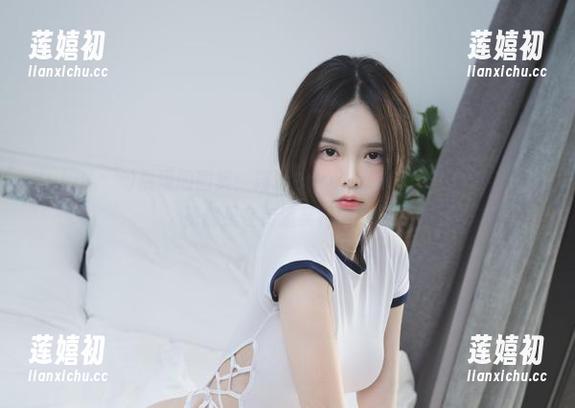 Yuka(유카)展现的图集：精选PureMediaVOL，似乎每一张都是在传递某种情绪。