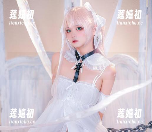 伊喵君_Nya 我要给伊喵君_Nya的在线写真投点票,“甜心”这个名字果然名不虚传,眼睛都要停不下来。