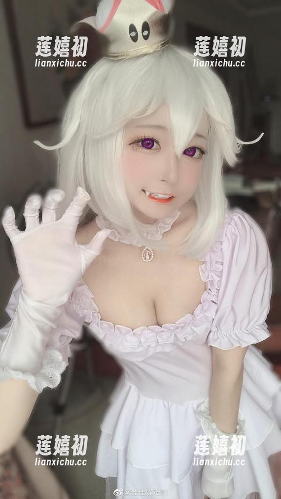 佳佳好难啊 大家来瞧瞧!佳佳好难啊的制服套图,要不要给点反馈?
