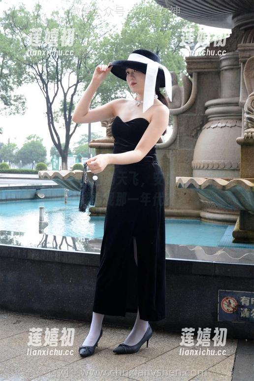 初夏女神-安妮 初夏女神 - 美图满天飞,安妮居然选择这样重现那一年代?