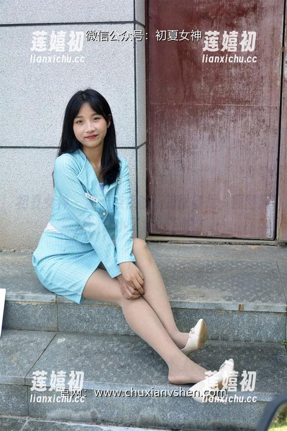 初夏女神-点点 初夏女神 - 源于点点的清凉比基尼,原图照片..这小了解一下吧?