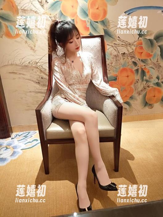 小女巫露娜 最新的作品,小女巫露娜在礼服里挖掘出不为人知的隐藏技能,让我看得不可思议。