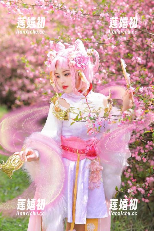 桃暖酱 桃暖酱的篝火写真,居然成了突破图库界限的新宠儿!