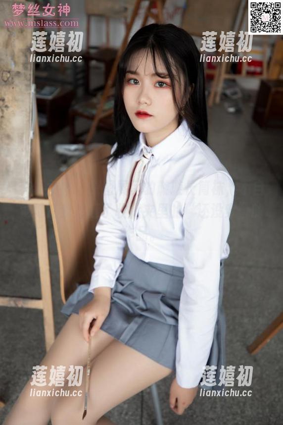 梦丝女神-璇璇 梦丝女神 - 原图展示的璇璇长筒袜,不自觉地让我想起了收藏夹里的“还没穿”的作品。