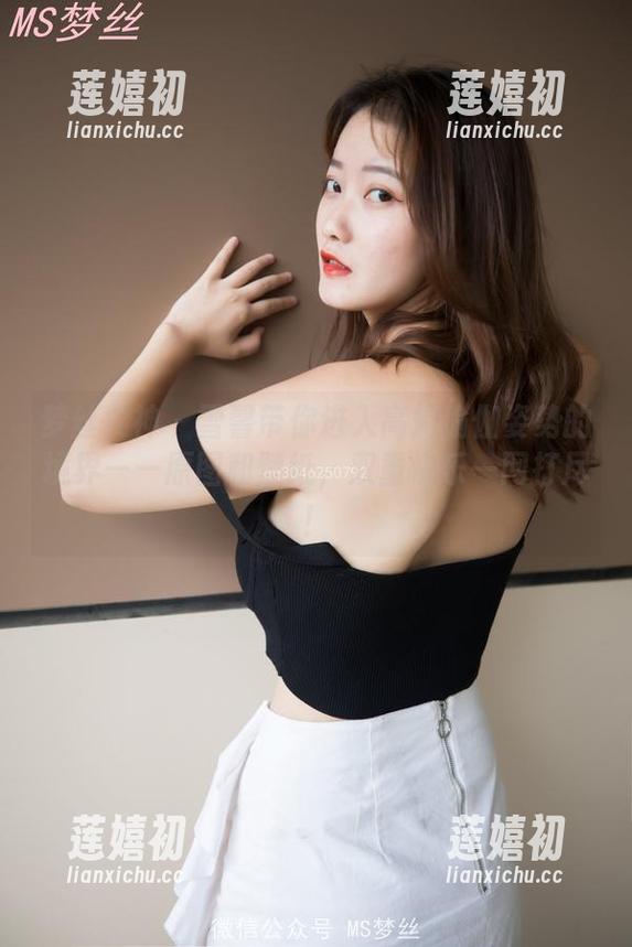 梦丝女神-雪馨 梦丝女神 - 雪馨带你进入高端瑜伽姿势的境界——原图和壁纸,双重快乐一网打尽!