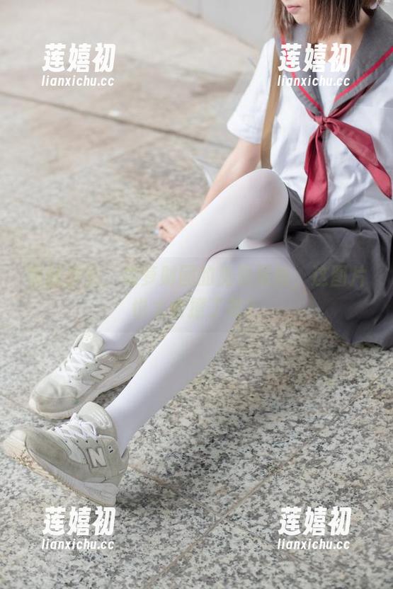 森萝财团 黑丝少女,森萝财团的免费猎物,这图片也太会撩了吧?