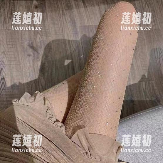微密圈 - 免费送的比基尼合集，猪小七这一系列真让我放飞自我！