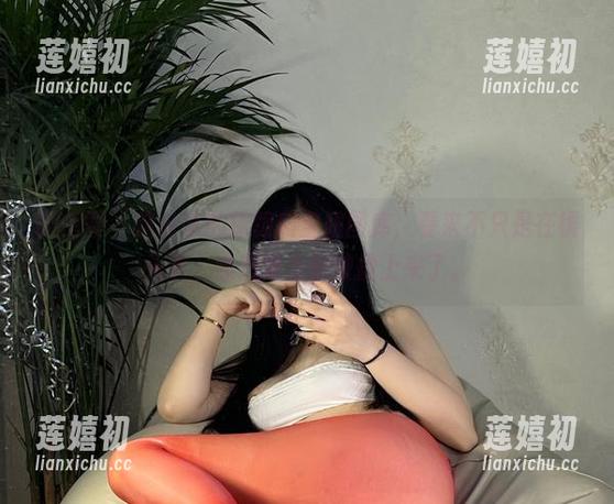 猪饲料 微密圈 - 这分享的猪饲料空姐图库,看来不只是在镜头下,连想象力都被提上来了。