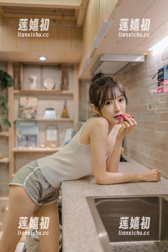 王羽杉 发现王羽杉在女孩里的一点独特?这组图片太值得下载了,嘿嘿。