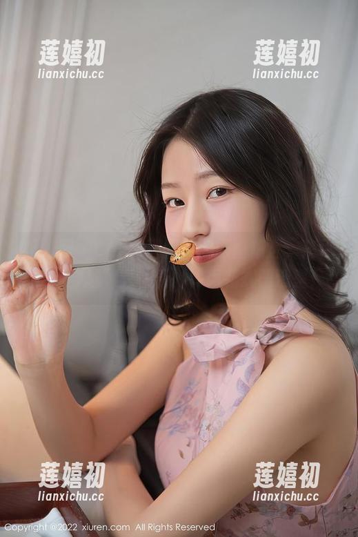 秀人网-Carol周妍希 秀人网 - Carol周妍希的原图精选,连体衣“穿越”秀,看她如何花式凹造型!