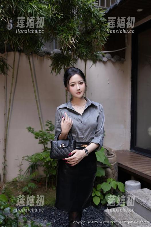 秀人网 - 南乔与白色，经典搭配！原图给你脑洞大开，壁纸照着选就对了