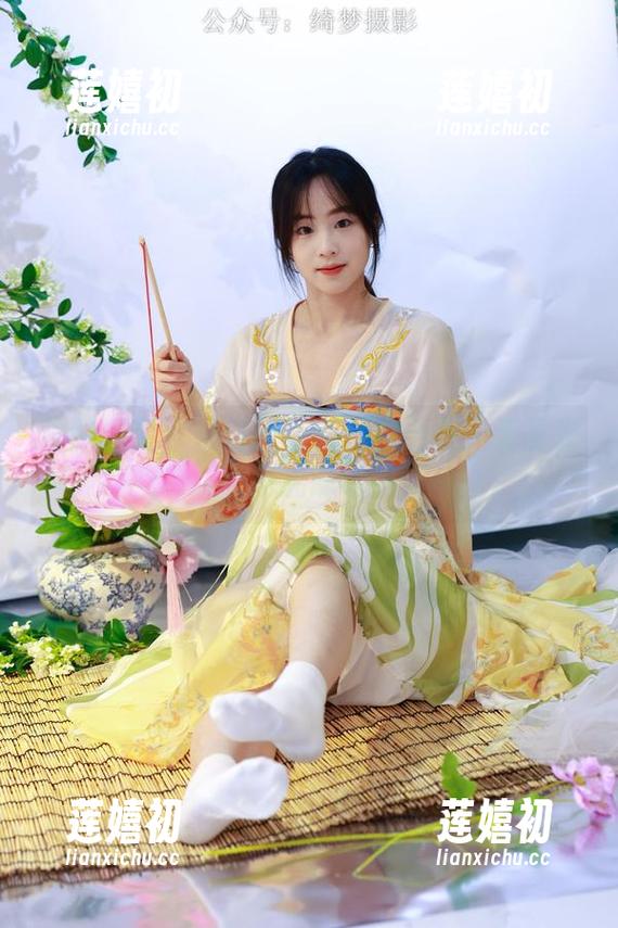 绮梦摄影-子涵 绮梦摄影 - 子涵的校园日常合集:无圣光,也能萌萌哒