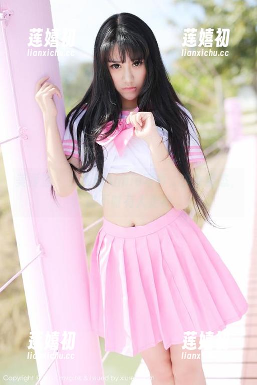 美媛馆-子纯儿Annie 美媛馆 - 子纯儿Annie写真,少女姿态,时不时有人走神