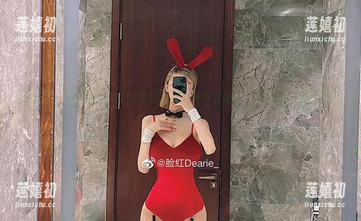 脸红Dearie 微密圈 - 脸红Dearie的黑色网状比基尼合集:下载之后,你可得小心哦!