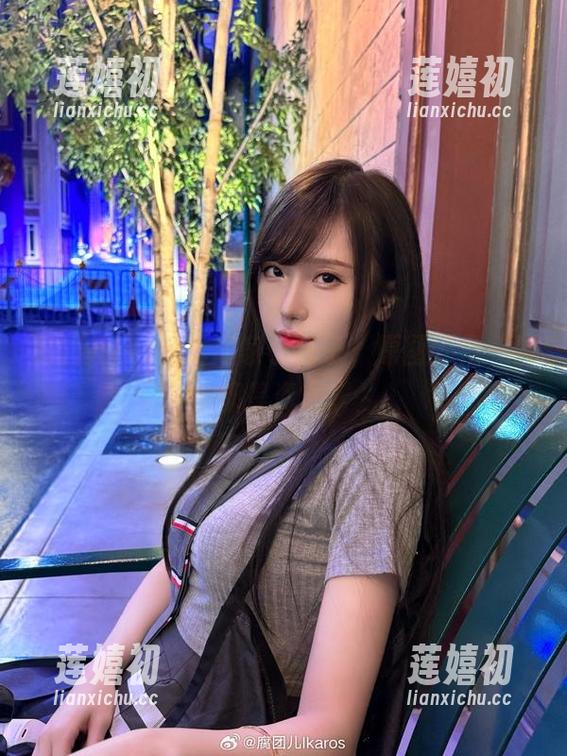 腐团儿Ikaros 腐团儿Ikaros居家小日子,原图随便一发都是资源。