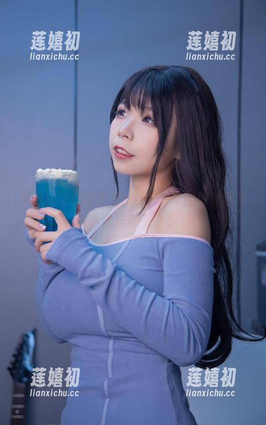 自闭颜球球 自闭颜球球的忍者cos,分享的时候我其实在暗自评头论足。