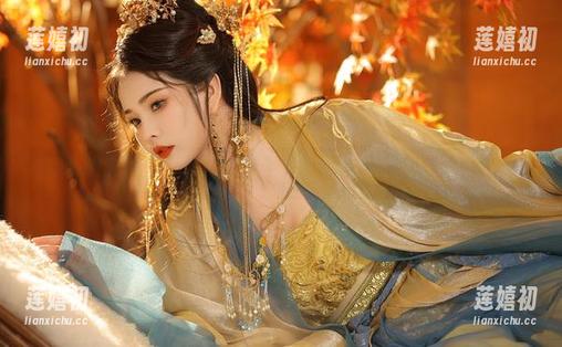 苏嫣嫣阿姨 我要把苏嫣嫣阿姨的水手服cos当作海洋的灯塔,指引我流浪的心。