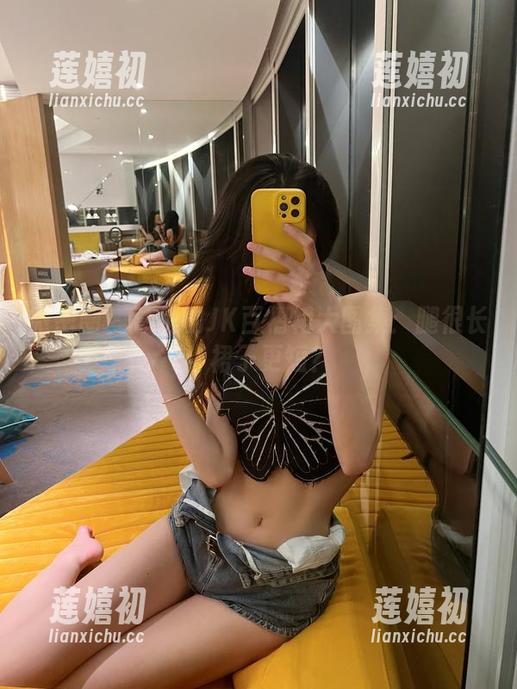 葛征 微密圈 - 葛征的JK百褶裙大图集:腿很长,裙子更短?