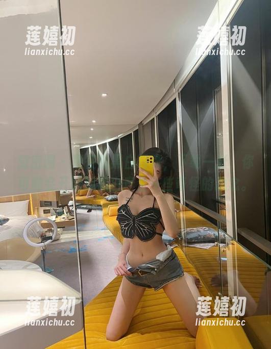 葛征 微密圈 - 葛征的黑白写真,下载一张,你可能会开始对黑白产生一些奇怪的执念。