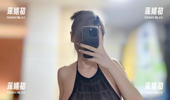 醇子小姨 微密圈 - 醇子小姨最新写真:肉丝原图,没想到她还有这一面?