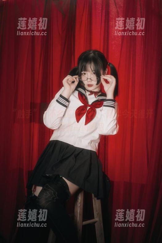 阿半今天很开心 “触手”(不会游泳的我)-阿半今天很开心超美原图图包。