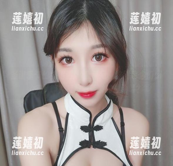 雯粥粥i 圣诞季节的雯粥粥i:我就问,这图包你们pic完了嘛?有没有转发的冲动呀?