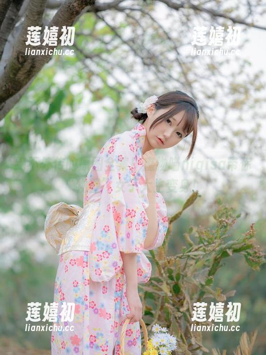 绝不外传的原图全集！魔物喵nigisa带你“物置”女子大生变身！